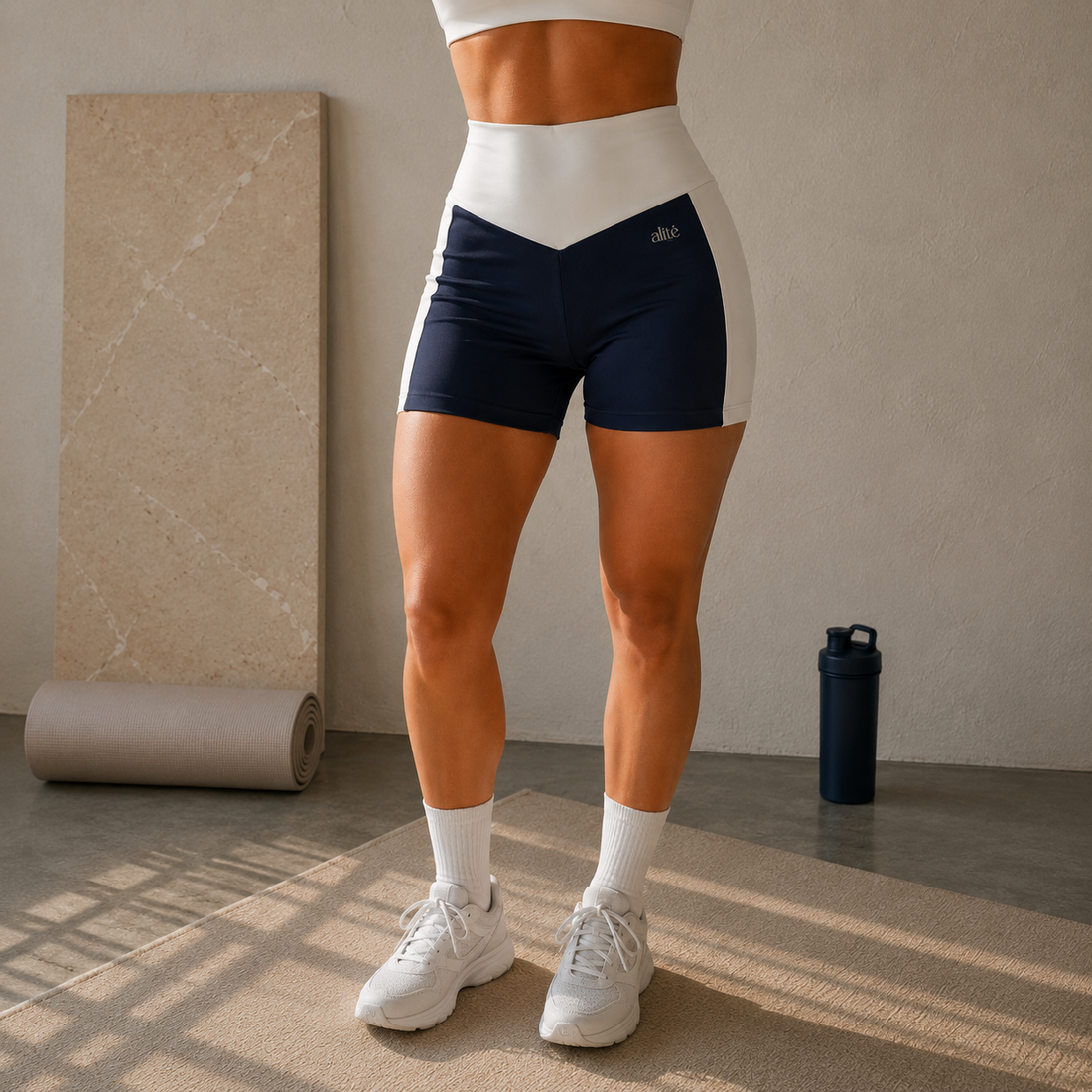 SHORT FITNESS FEMININO BICOLOR BLACKOUT CINTURA ALTA - Altiê Intimate